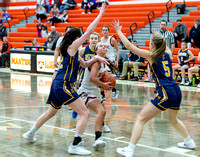 GIRLSBBALL-16